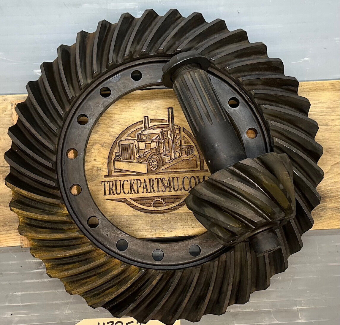 111351 Dana Eaton RS480 gearset, 3.55 ratio with 111352 pinion, new genuine NOS